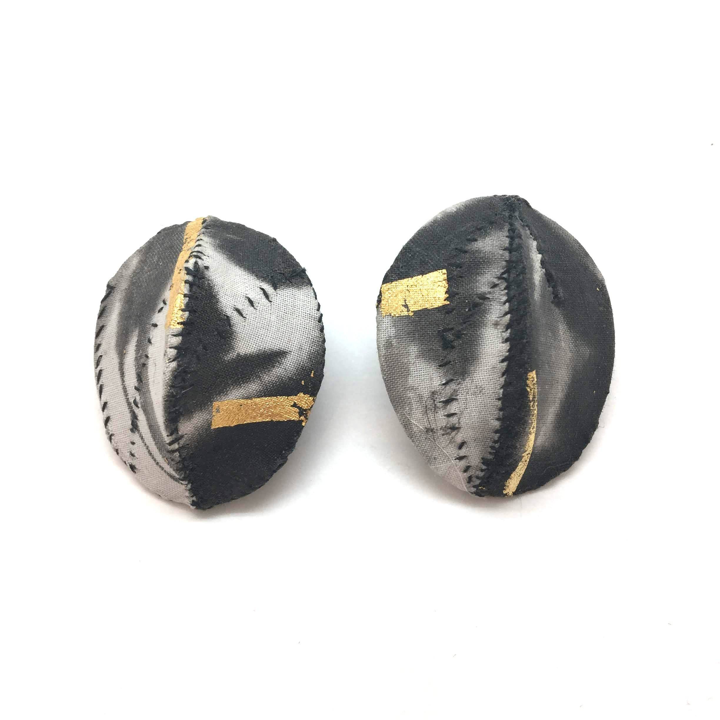 Black and White with Gold Dome Posts - Image 6