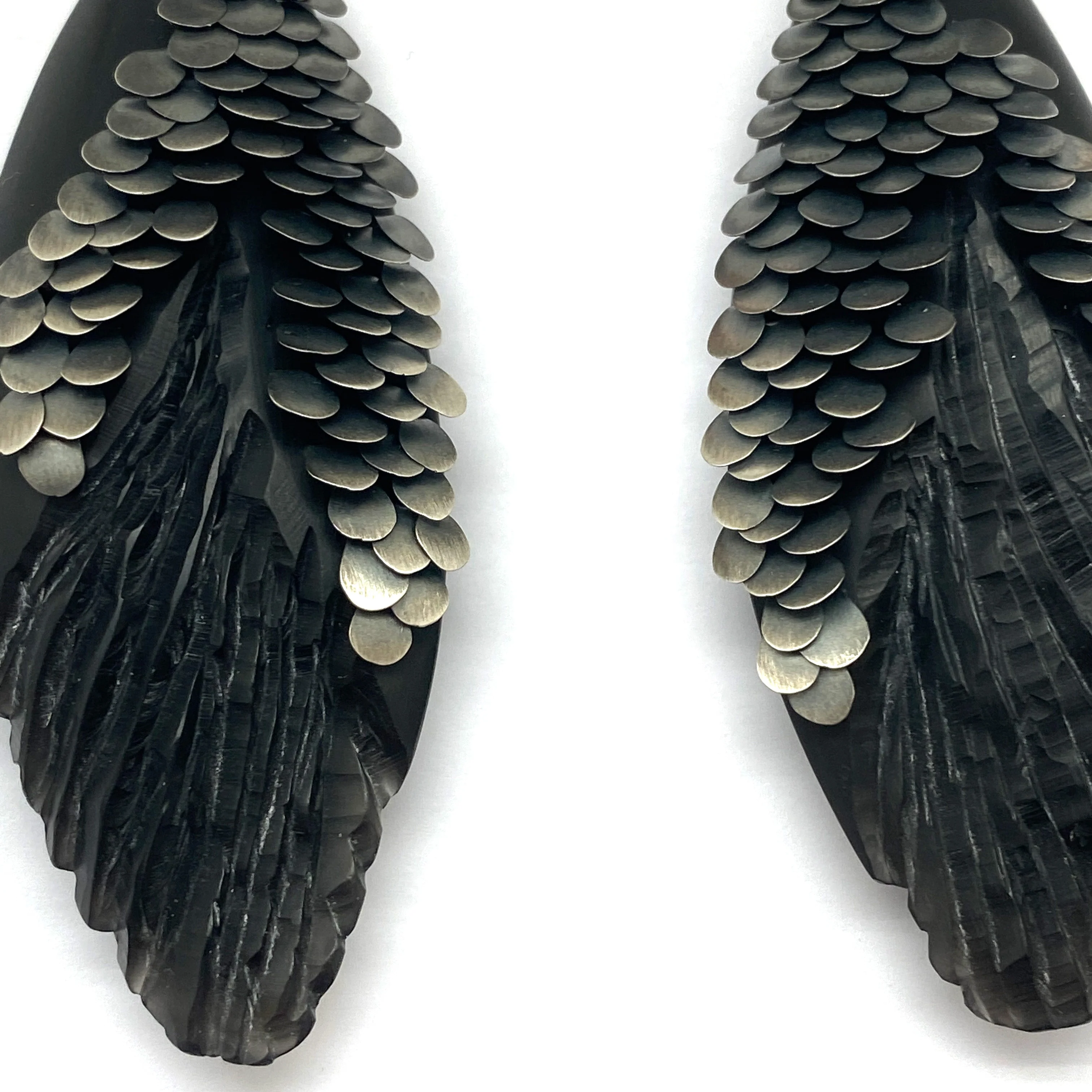 Black Scale Texture Drop Earrings - Image 4