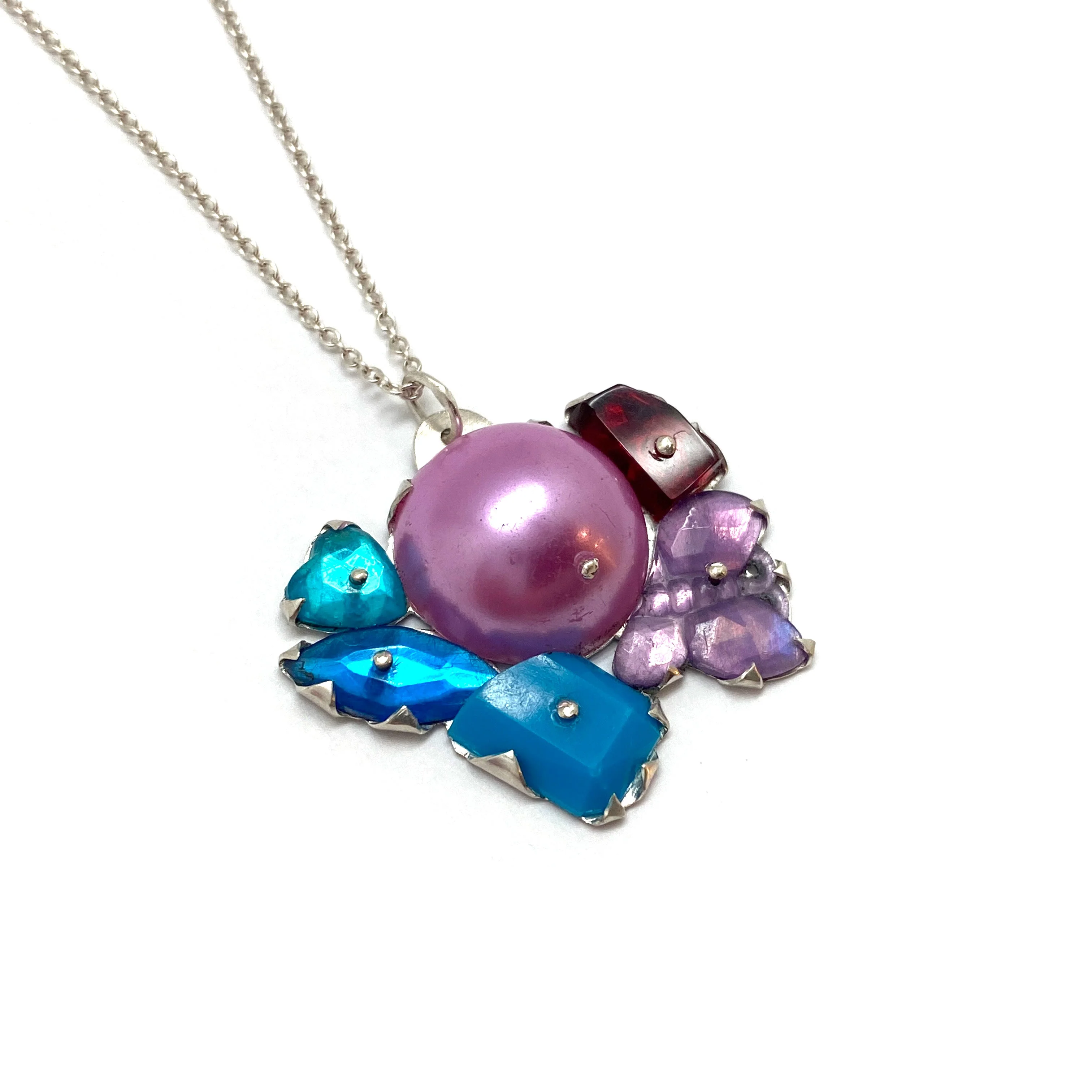 Butterfly Pearl Necklace - Image 6