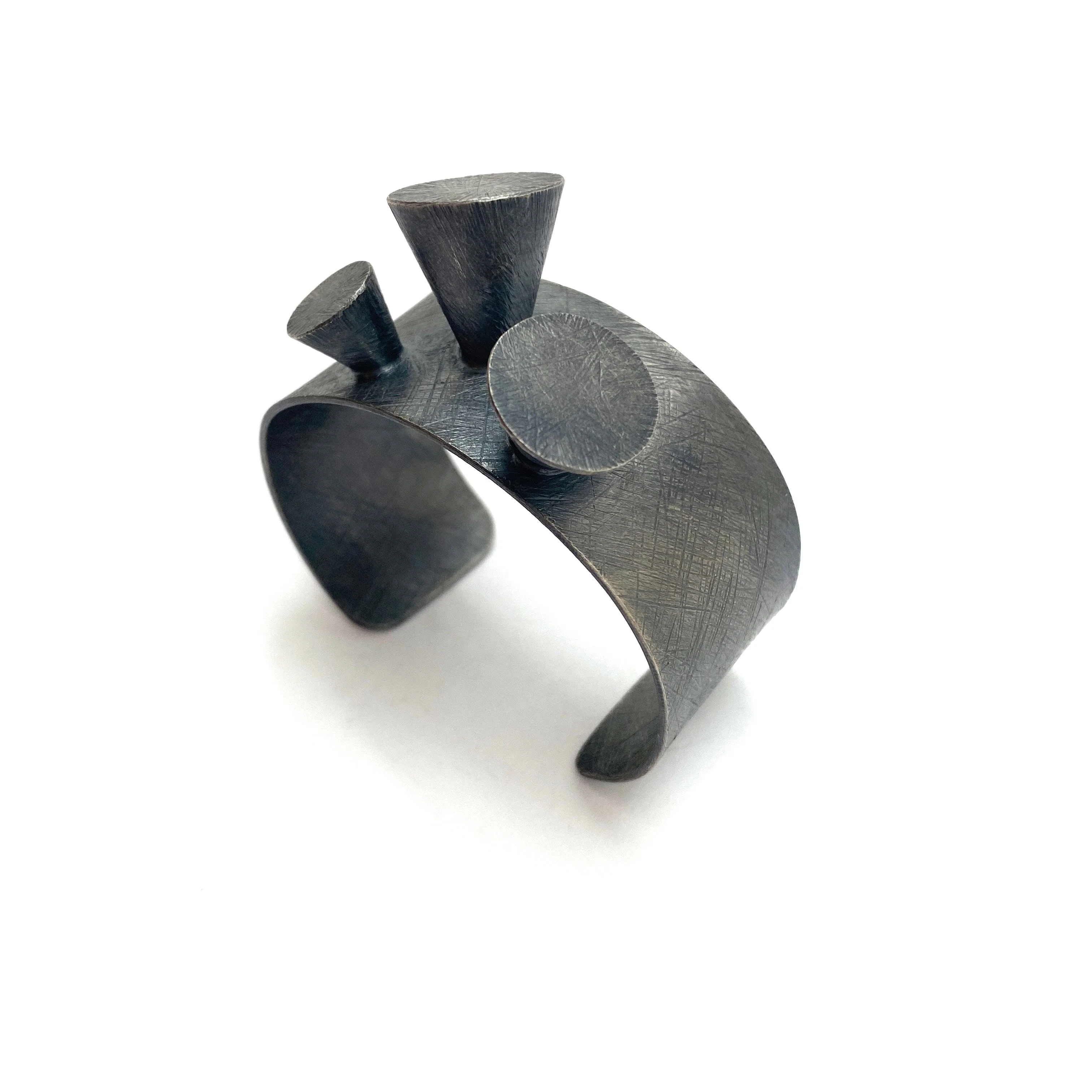 Carved Crown Cuff - Image 9