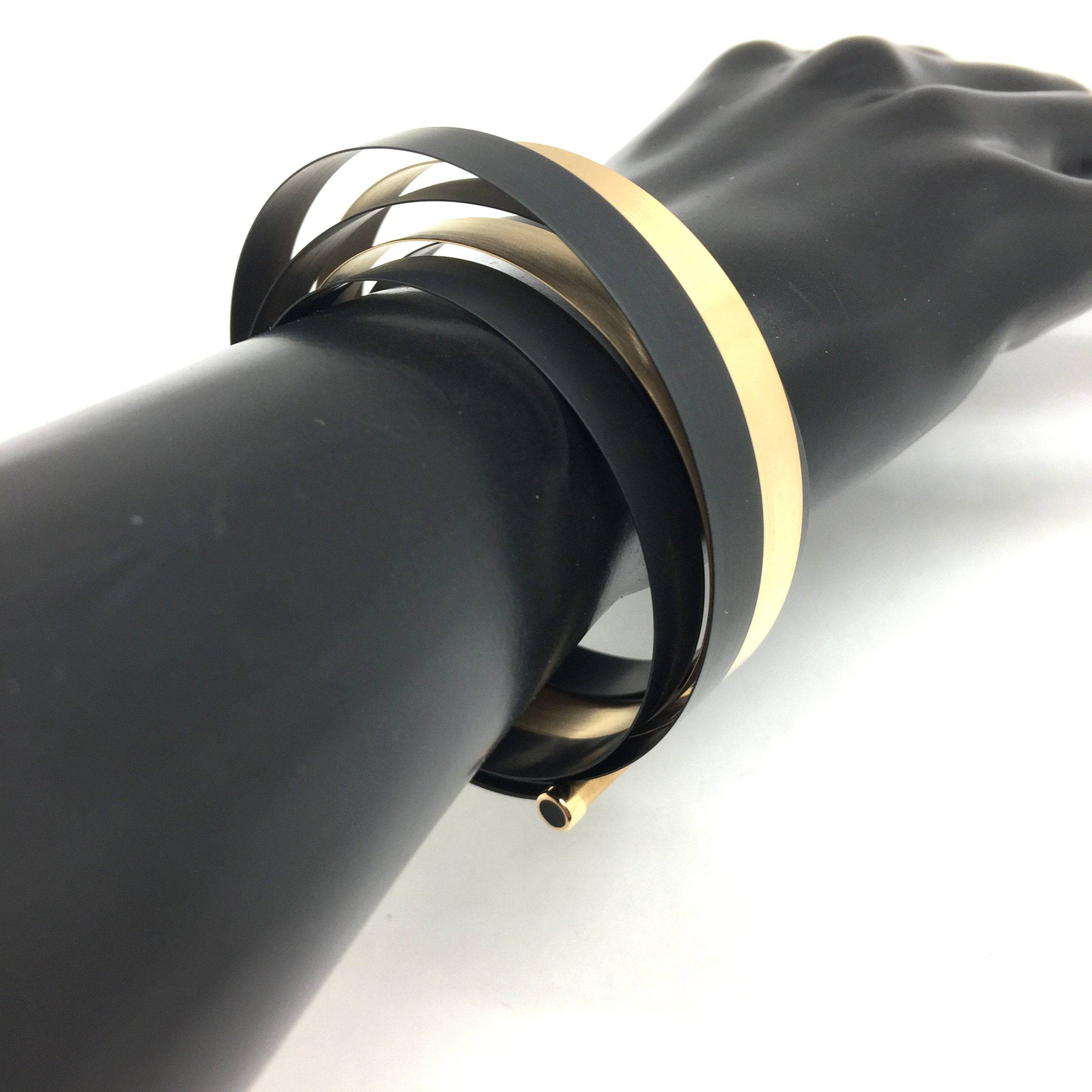 Coil Bracelet - Oxi/Gold - Image 6