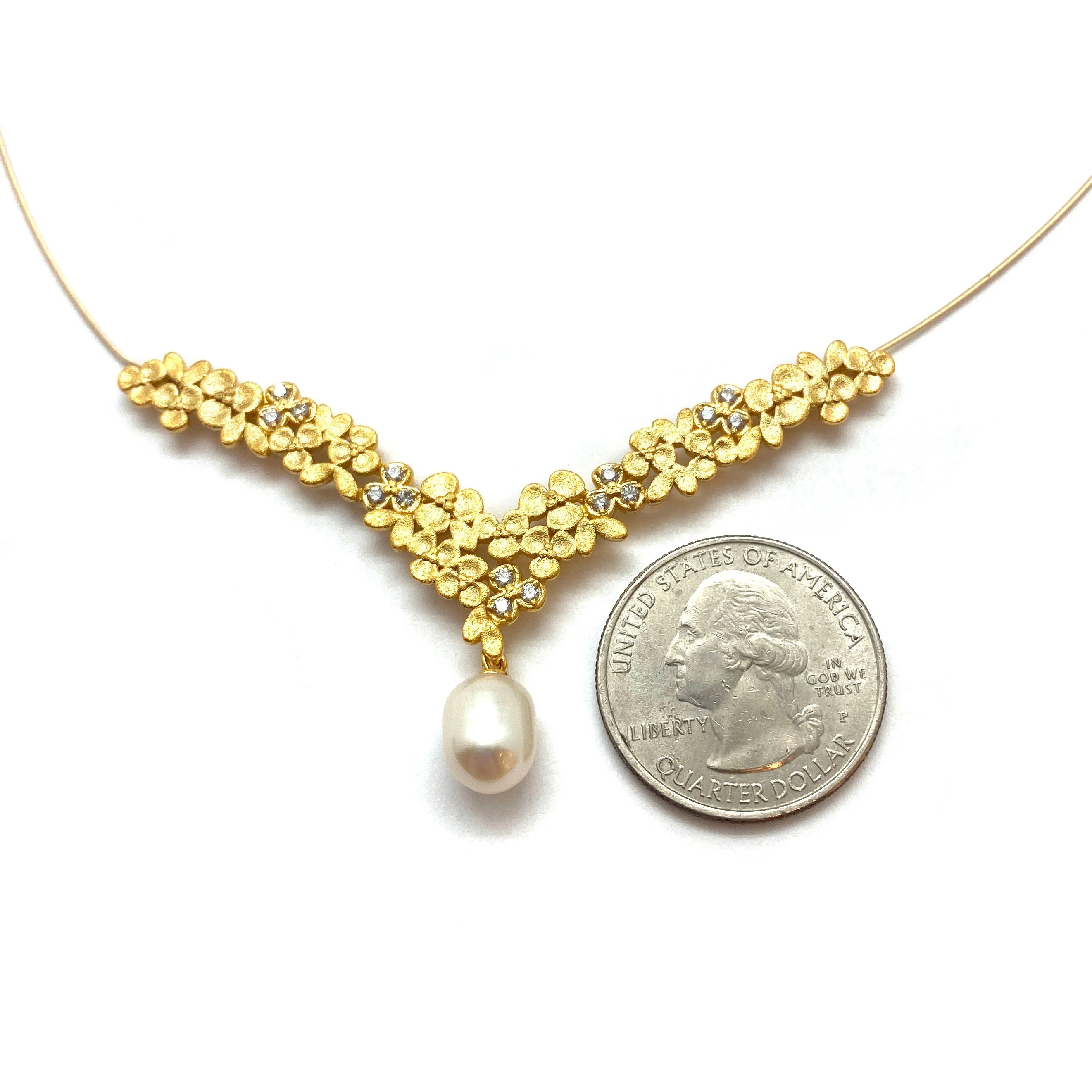Floral Pearl V Collar Necklace - Image 6