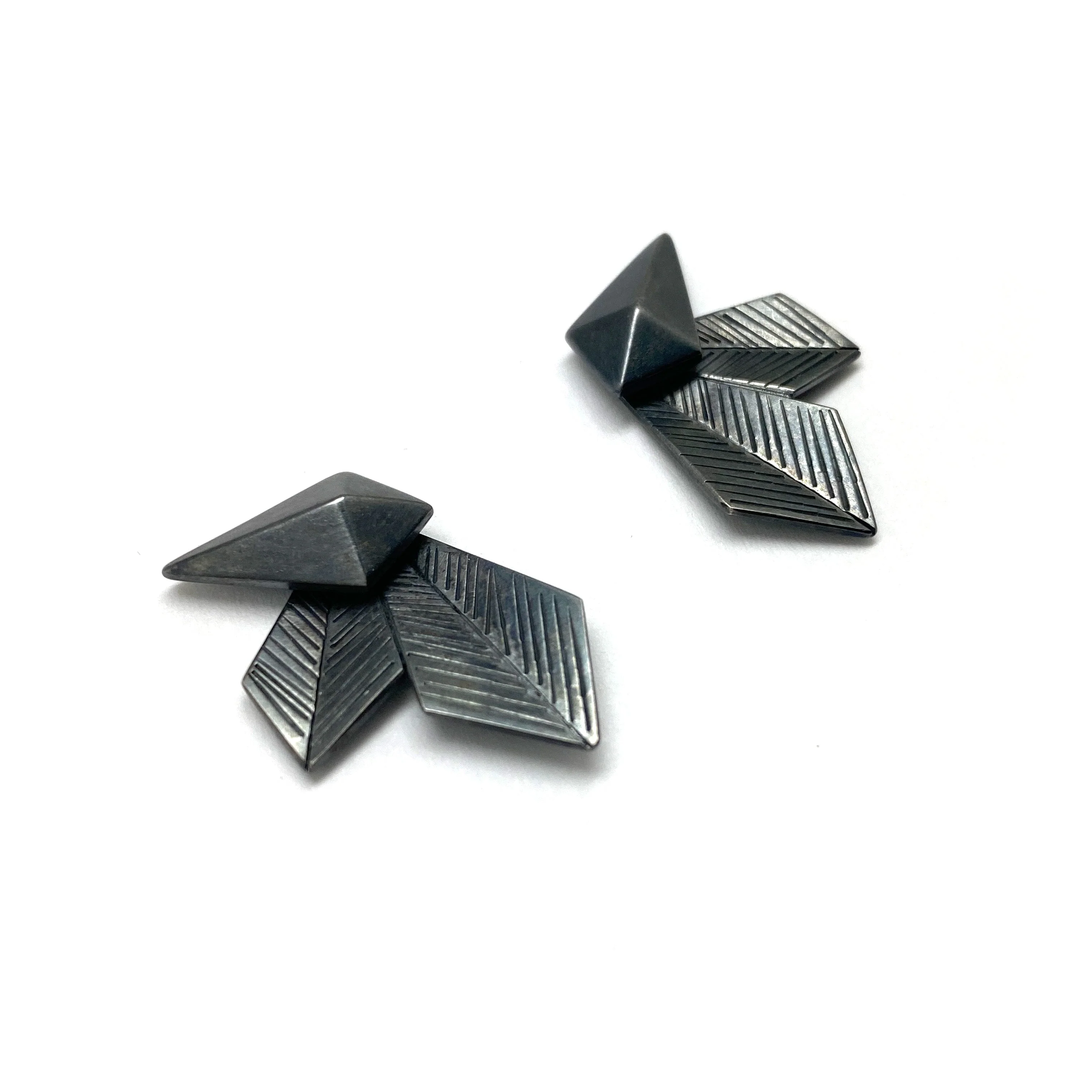 Geometric Silver Faceted Stud Earrings - Image 5