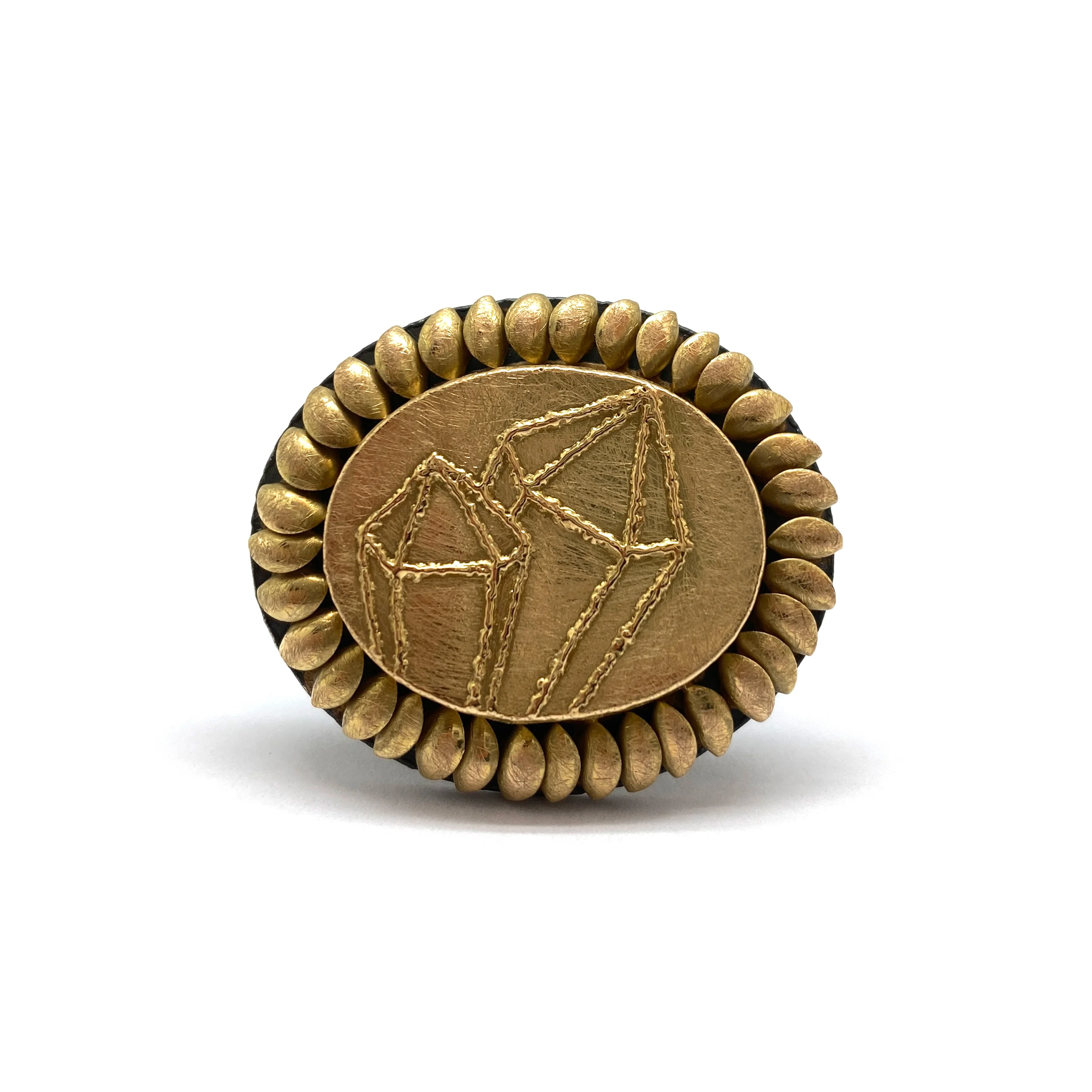 Gold and 'Diamond' Ring - Image 5