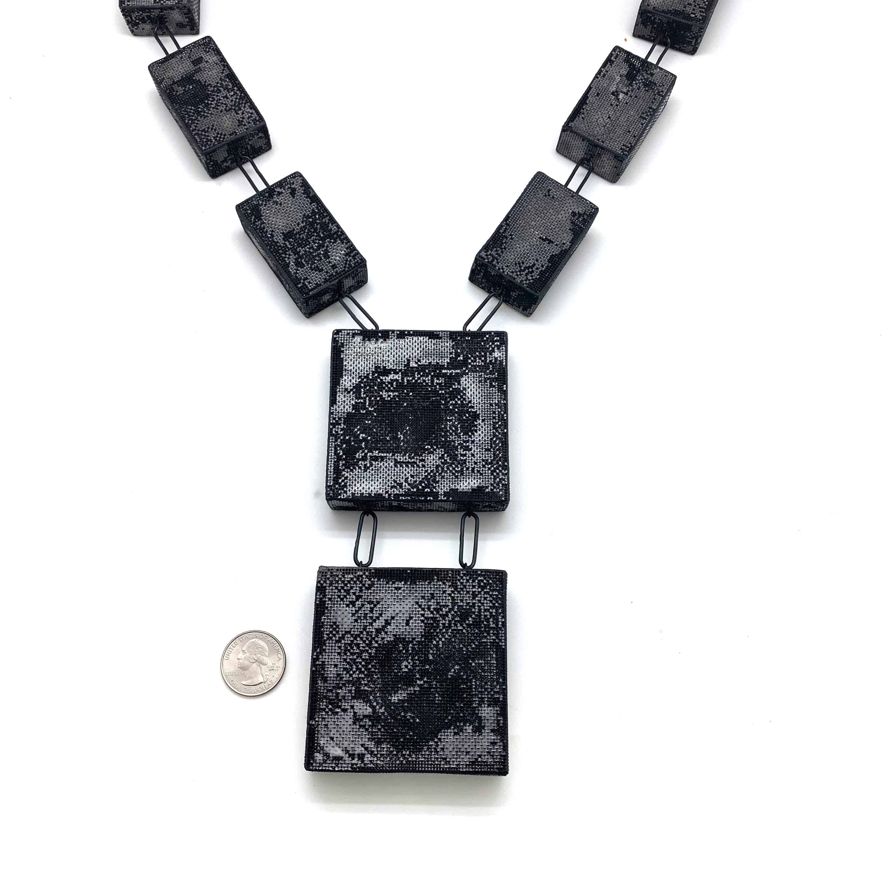 Hollow Steel Mesh Statement Necklace - Image 11