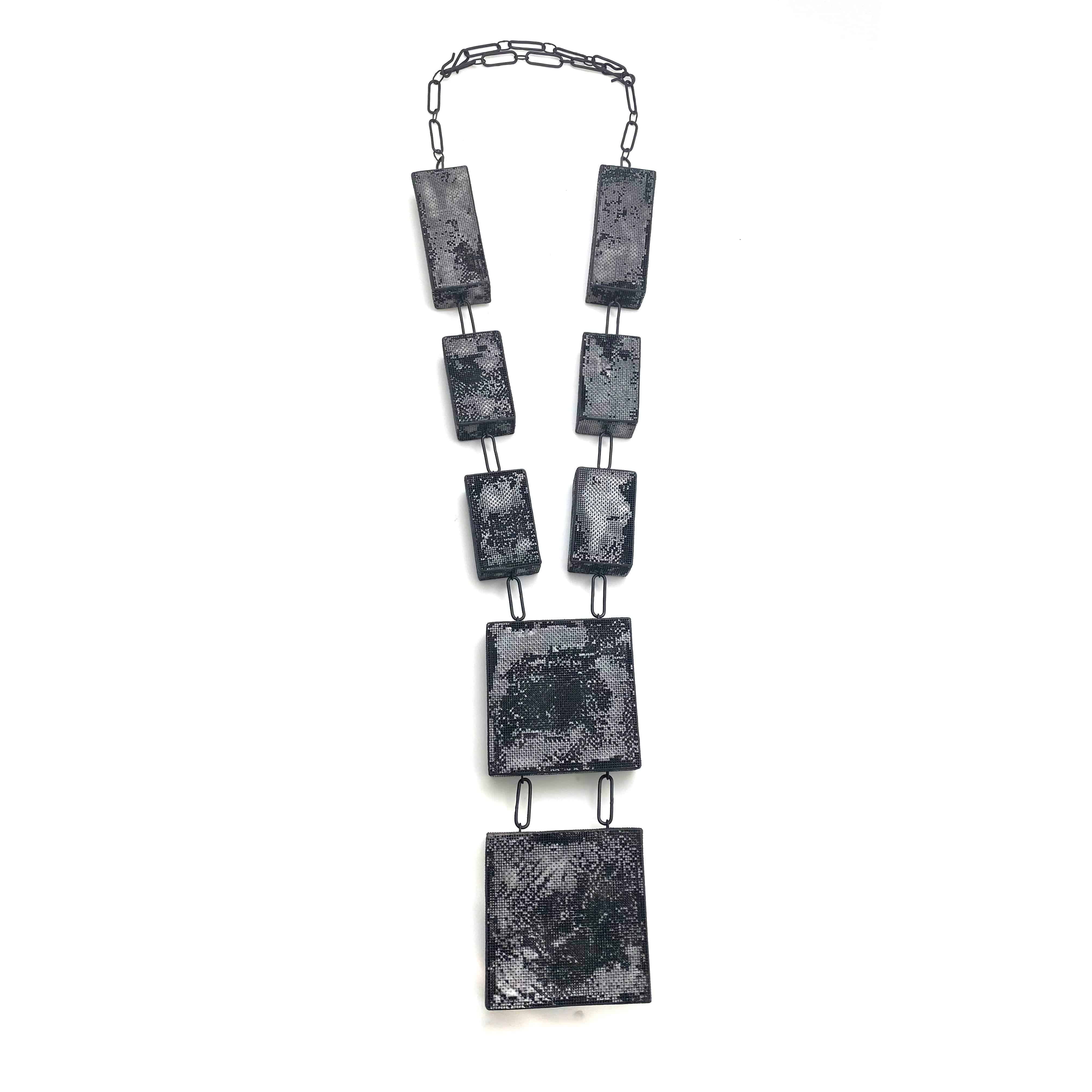 Hollow Steel Mesh Statement Necklace - Image 5