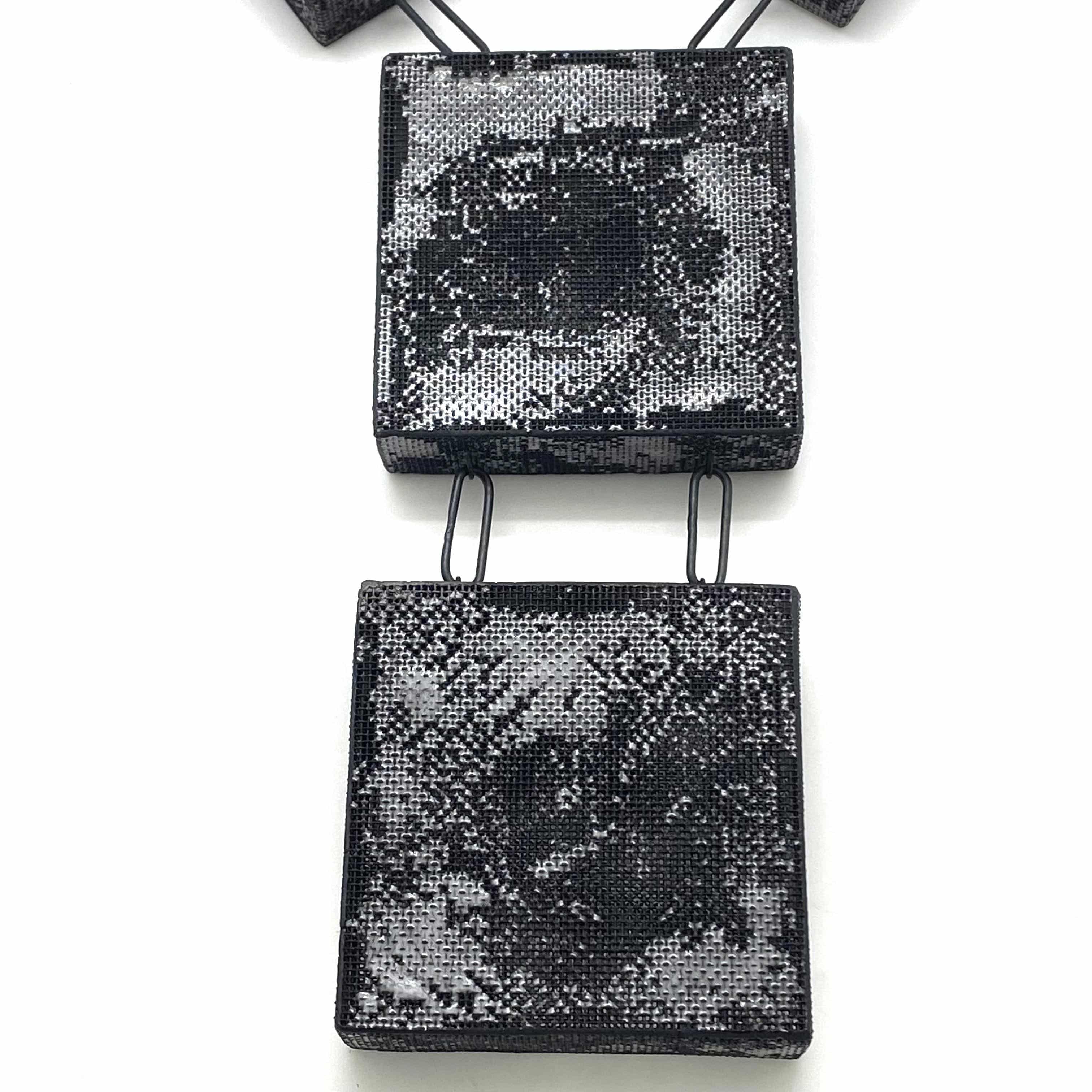 Hollow Steel Mesh Statement Necklace - Image 8
