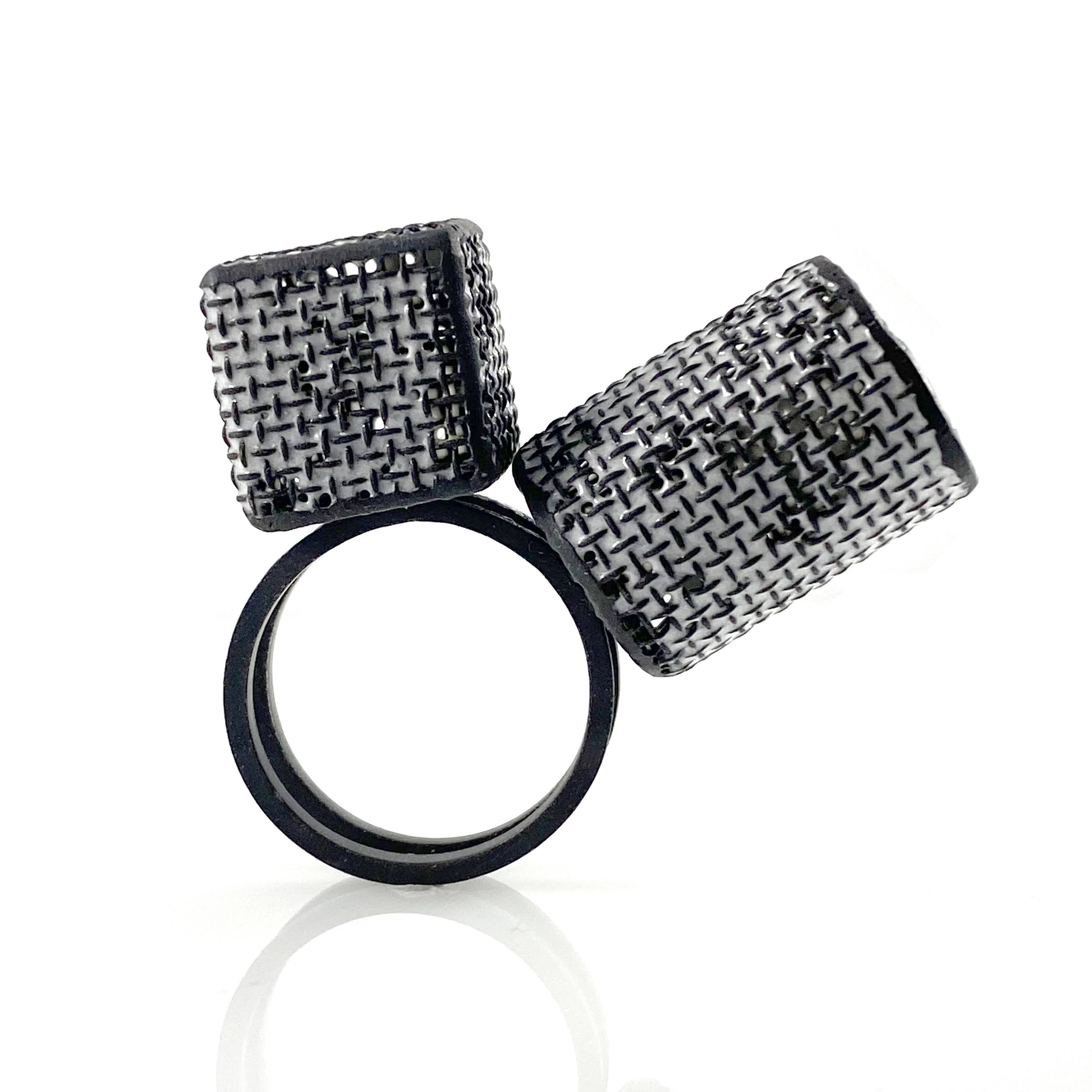 Mesh Cylinder and Cube Ring - Image 4