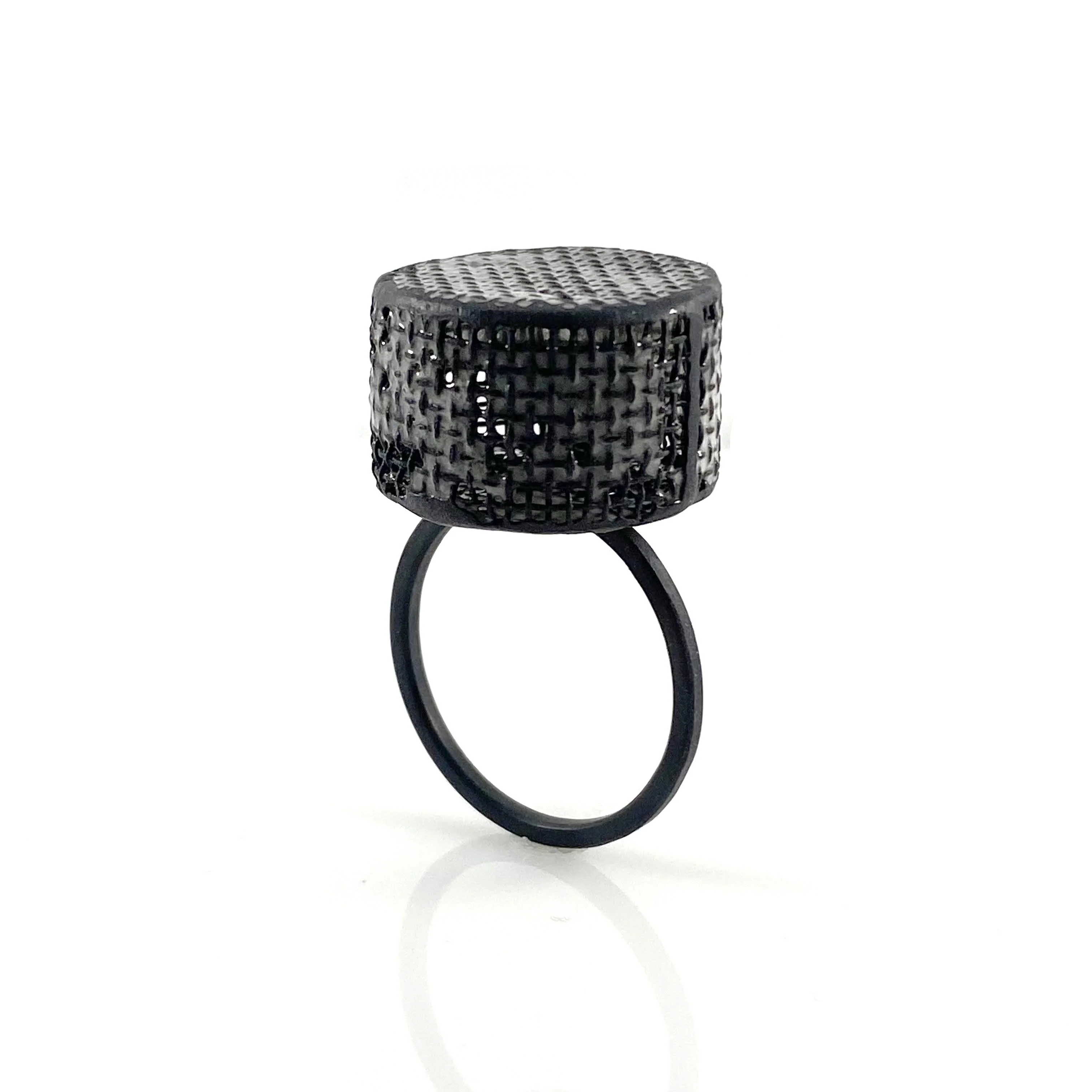 Mesh Medallion Ring - Image 3