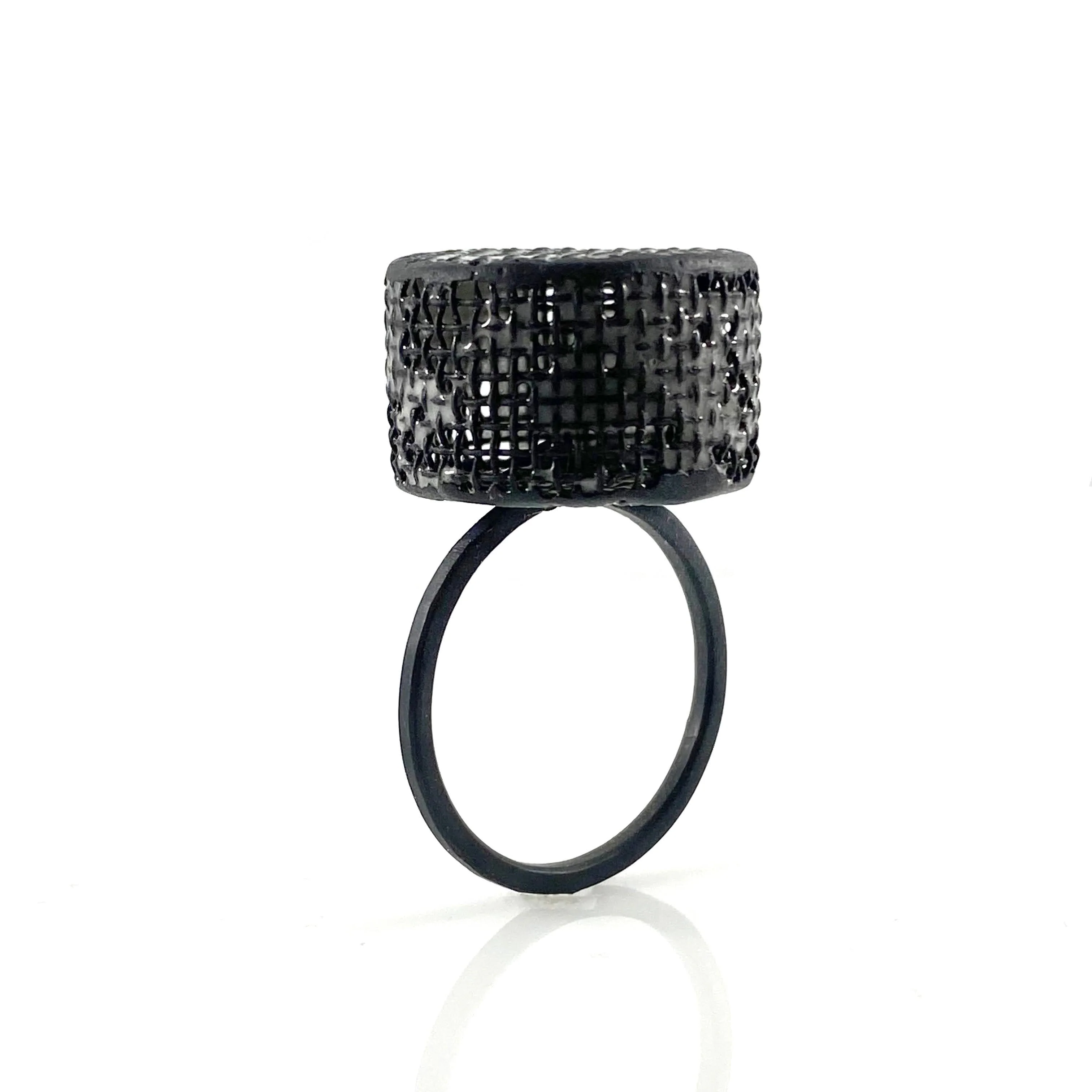 Mesh Medallion Ring - Image 7