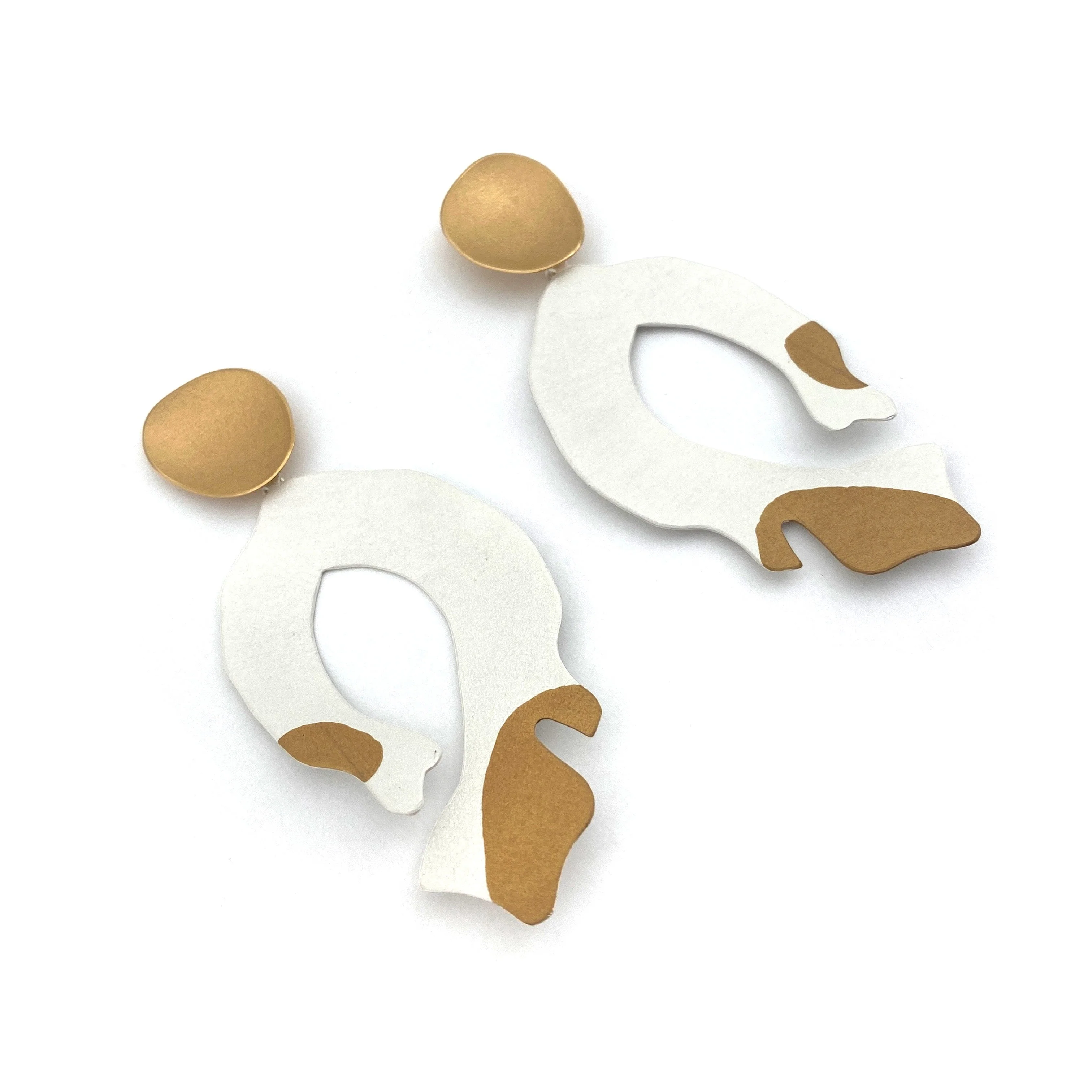 Modern White & Gold Earrings - Image 5