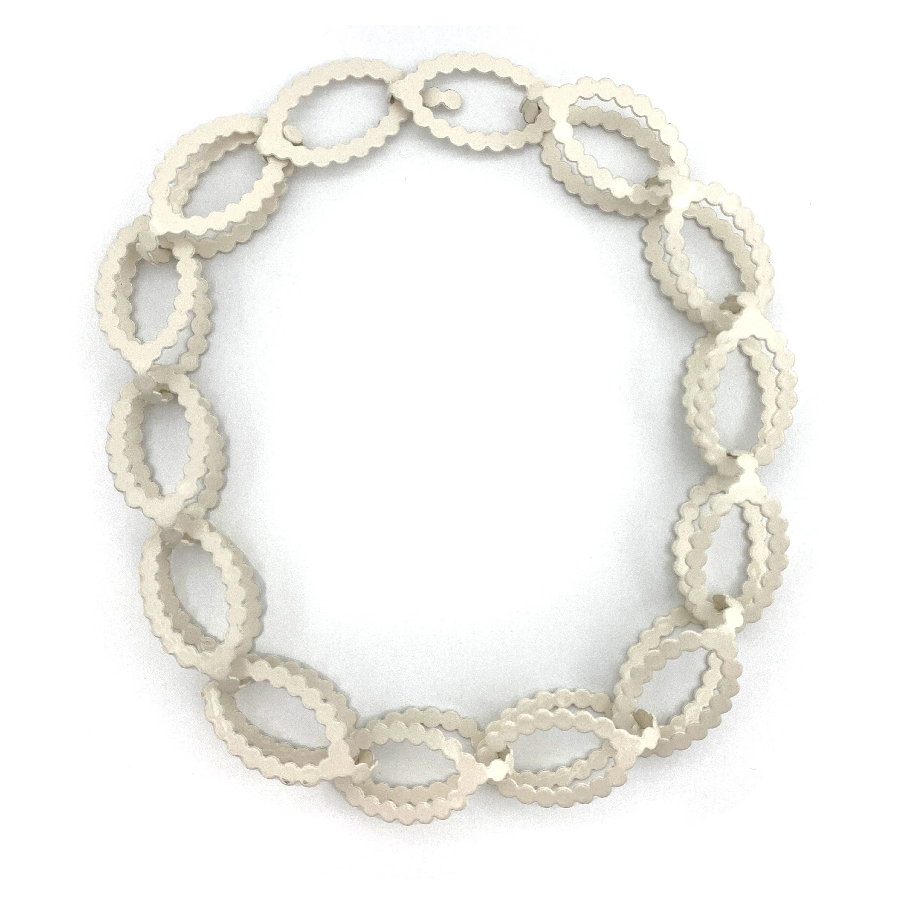 White Scalloped Necklace - Image 3